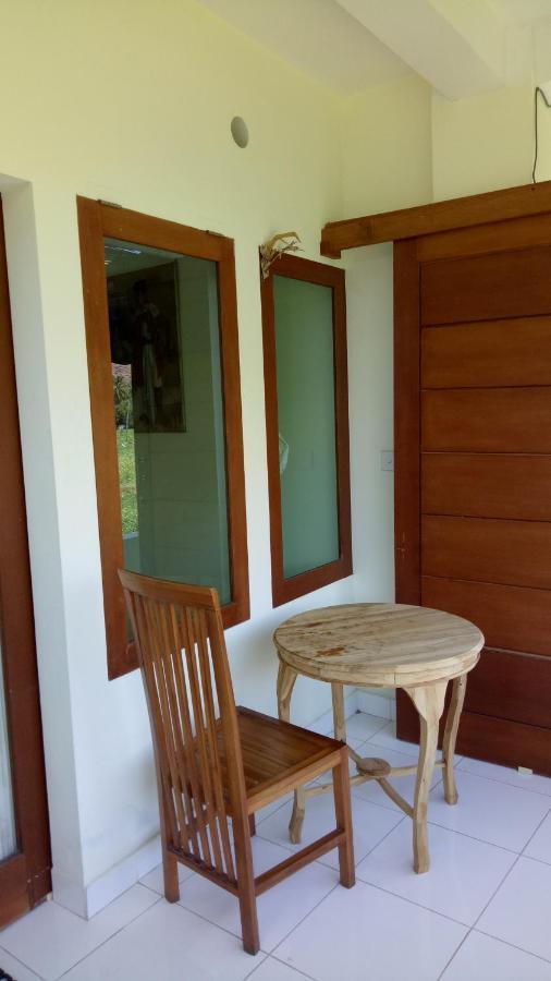 Amed Stop Inn Homestay, Rooftop Restaurant And Bar Luaran gambar